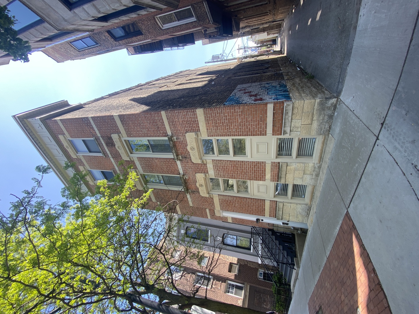 347 W Dickens Avenue Unit: 1A