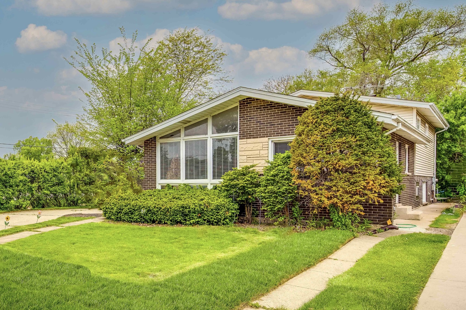 8800 Kostner Terrace
