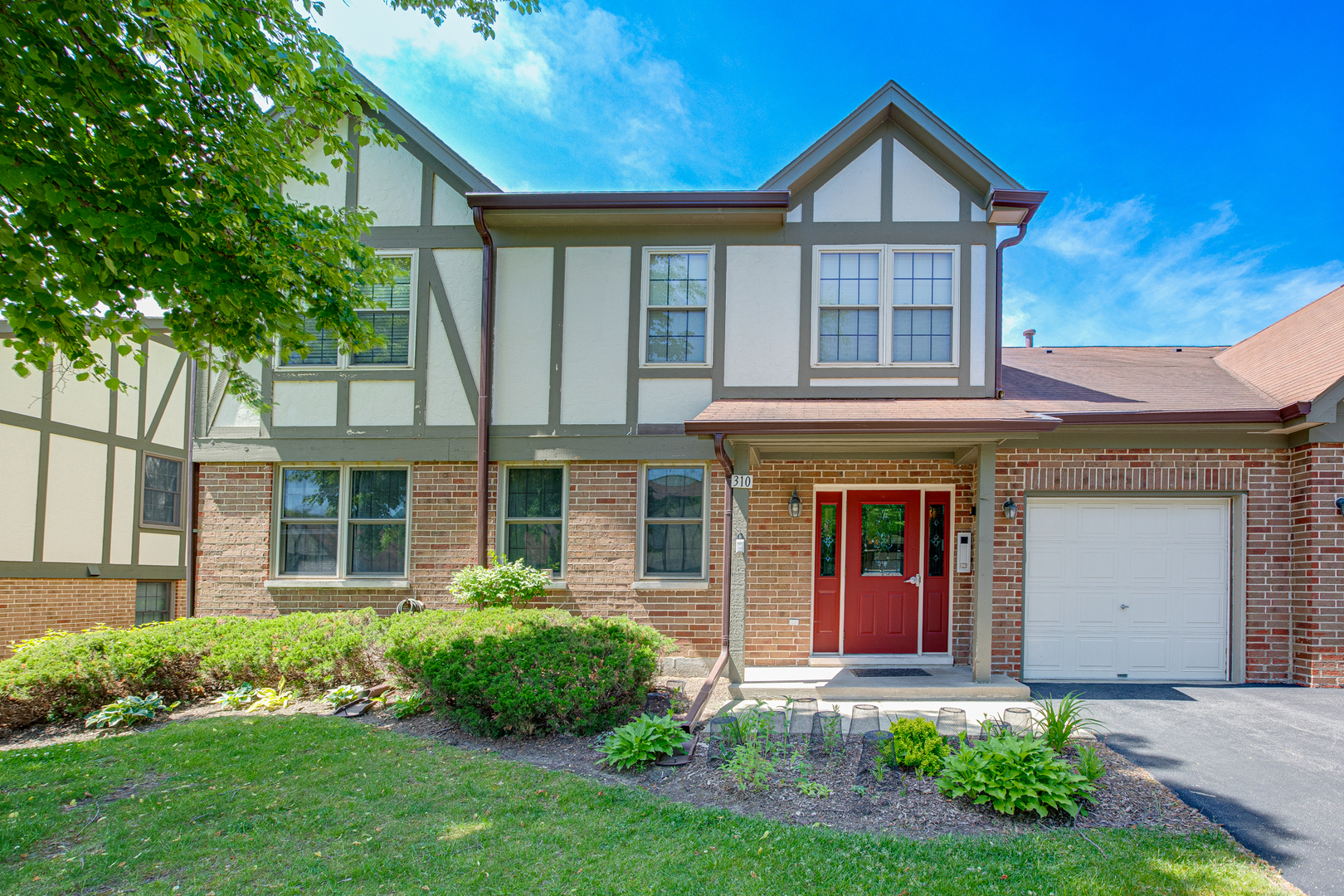 310 Carriage Way Unit: 2D