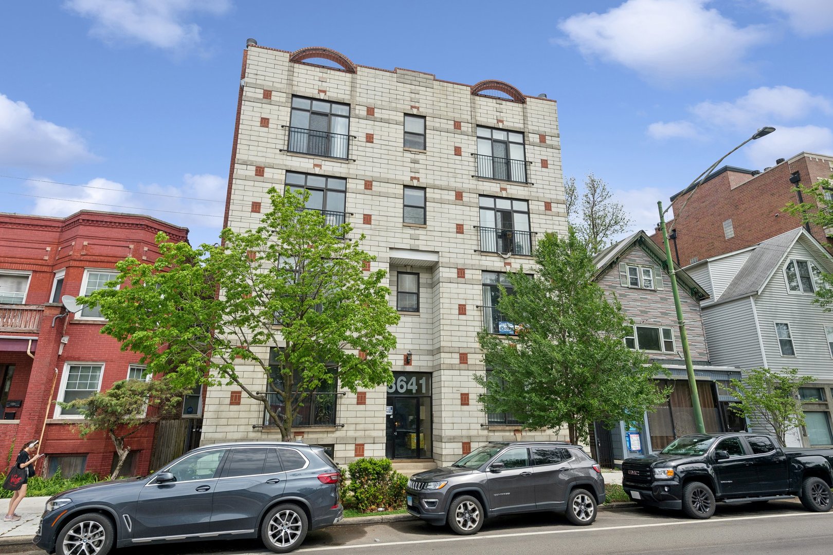 3641 N Ashland Avenue Unit: 1N