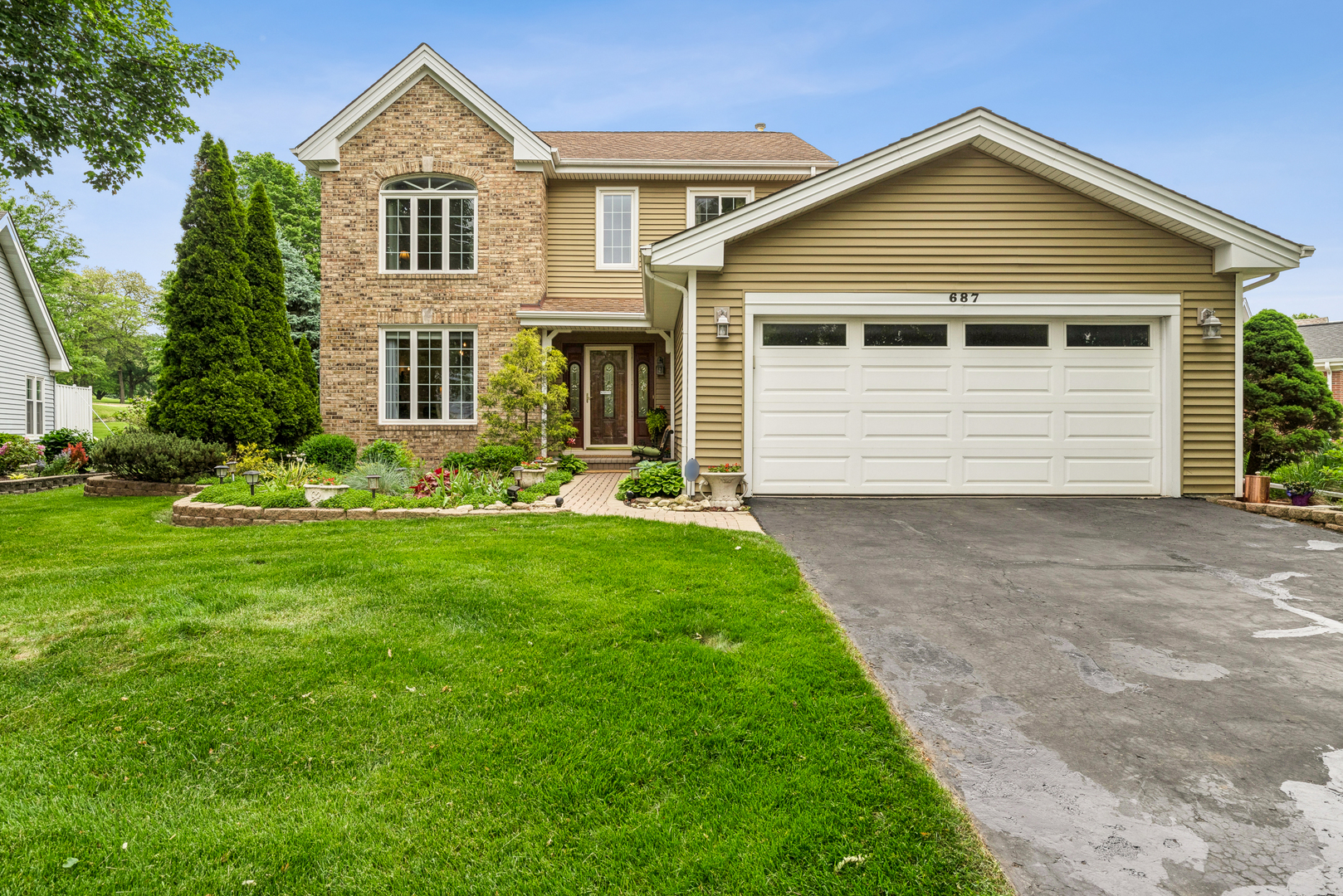 687 Rose Lane
