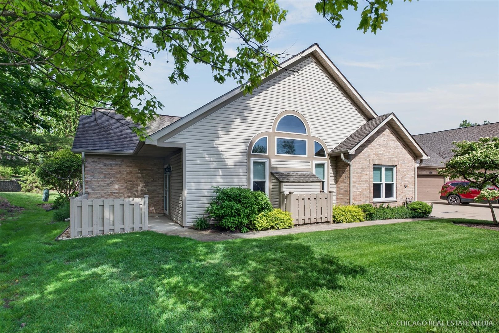 171 Canterbury Court Unit: 171