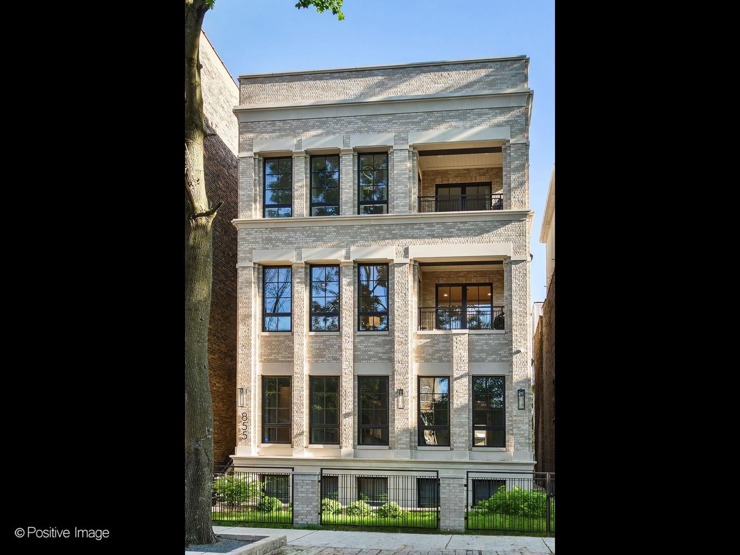 855 W Lill Avenue Unit: 2