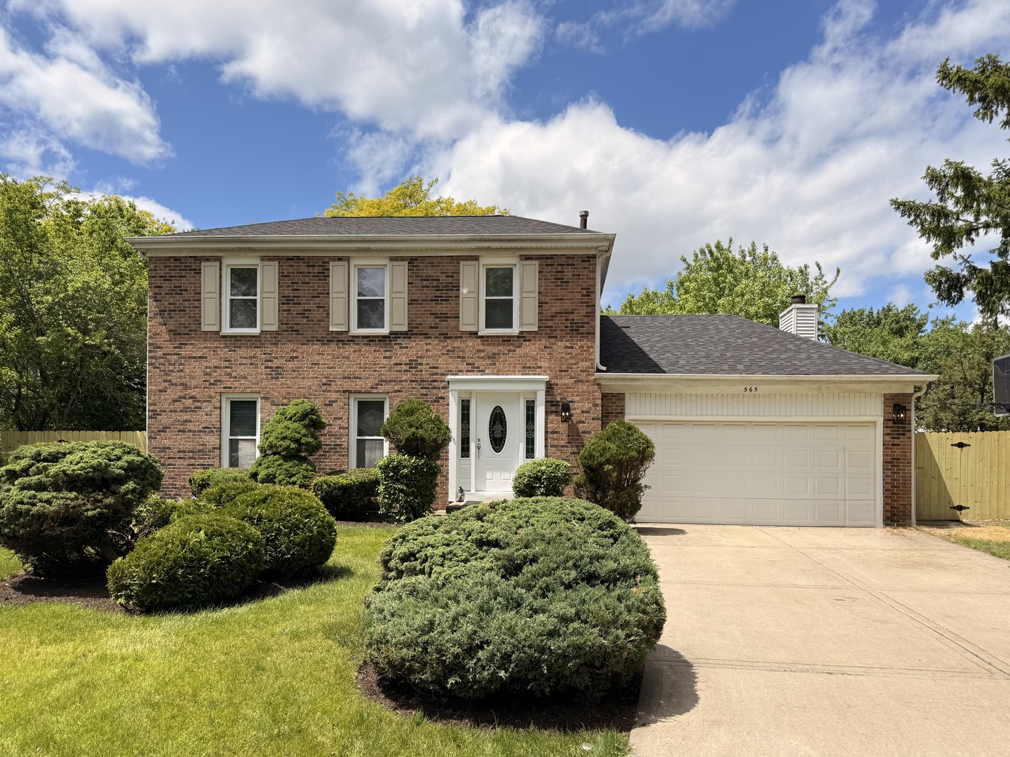 565 Kensington Court