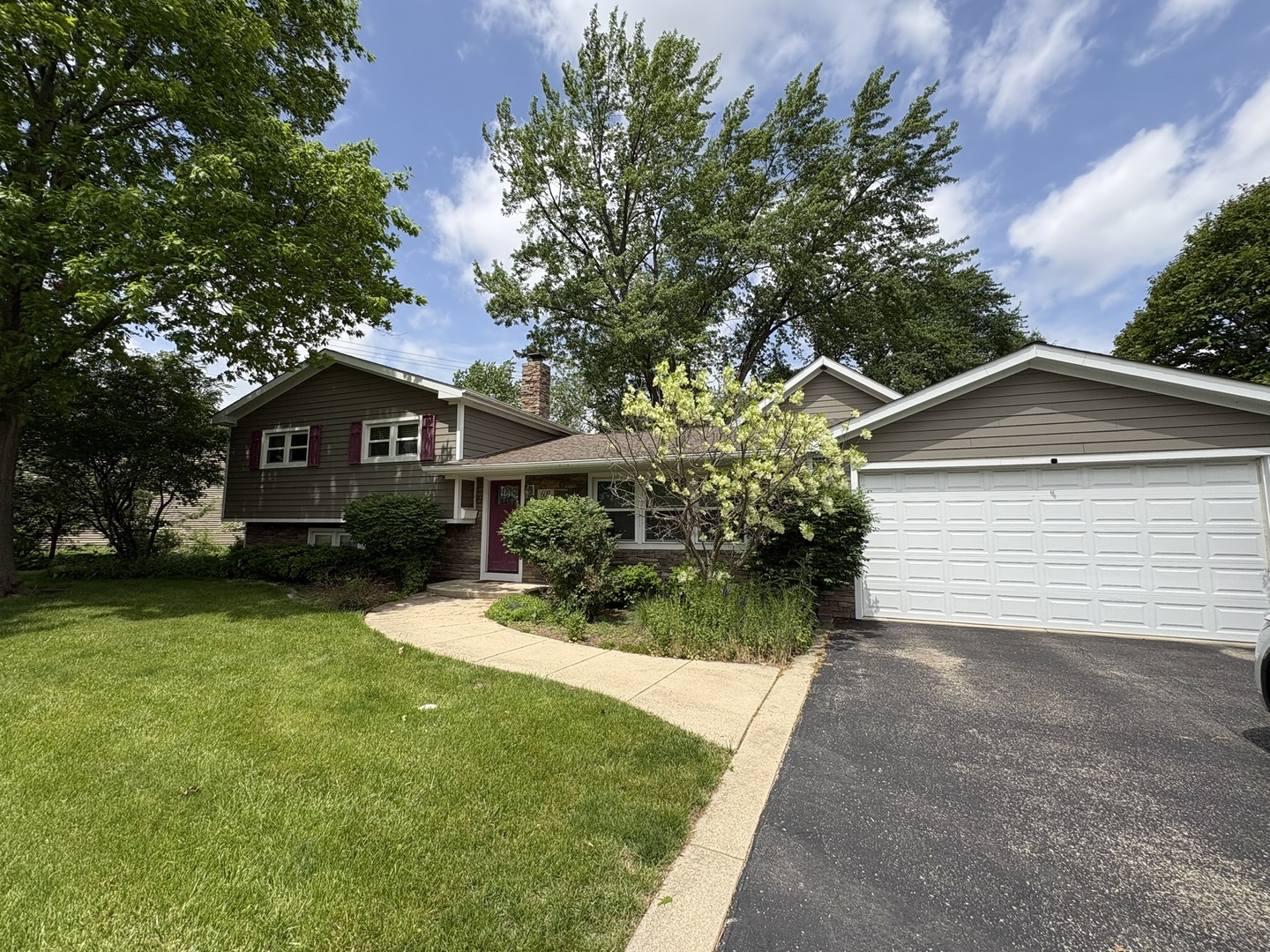 609 W Gartner Road