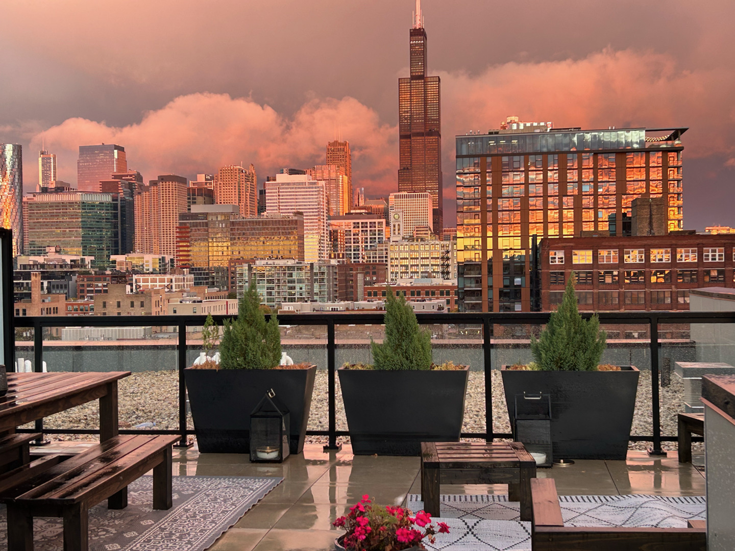 323 S Racine Avenue Unit: PHD