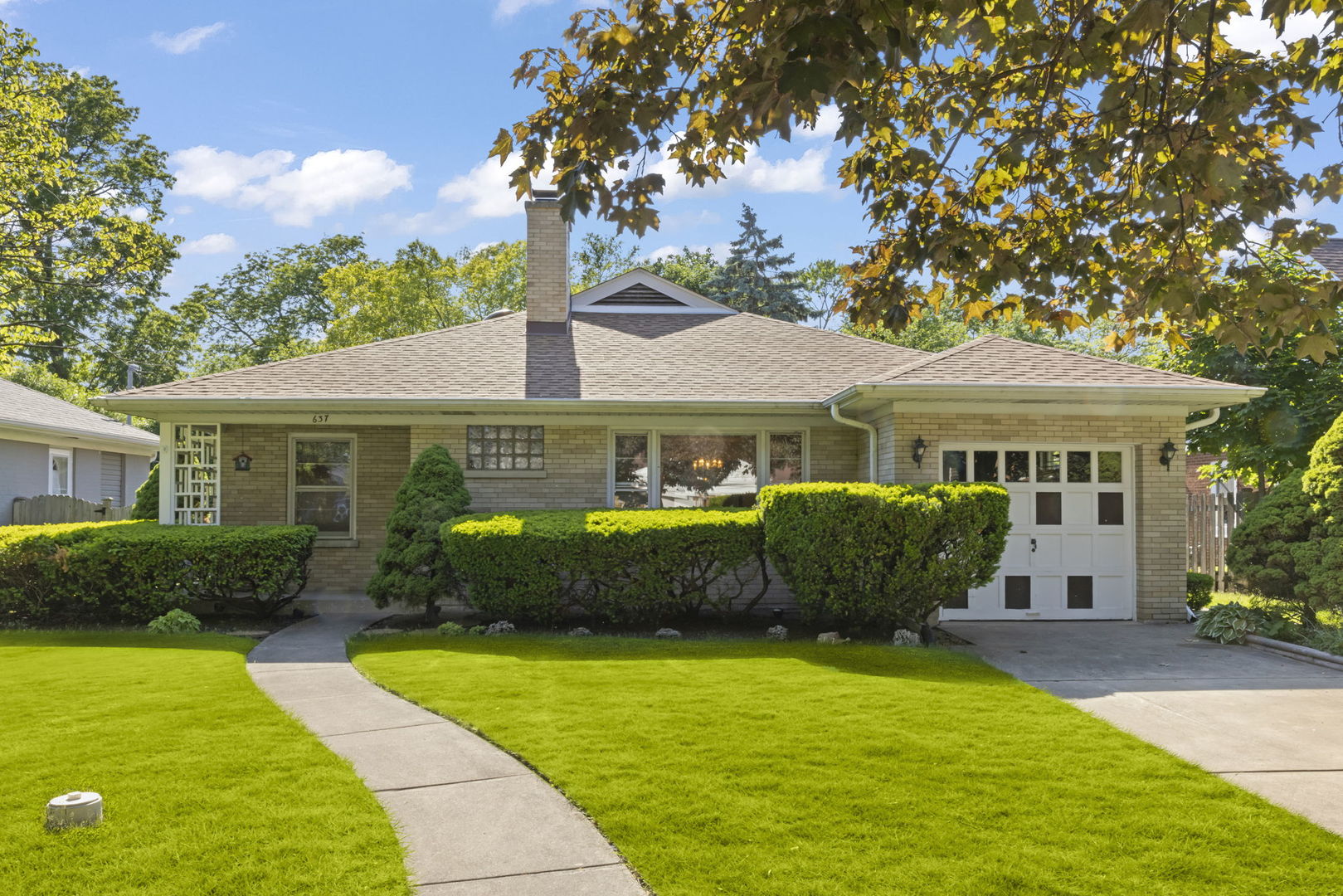 637 Oriole Avenue