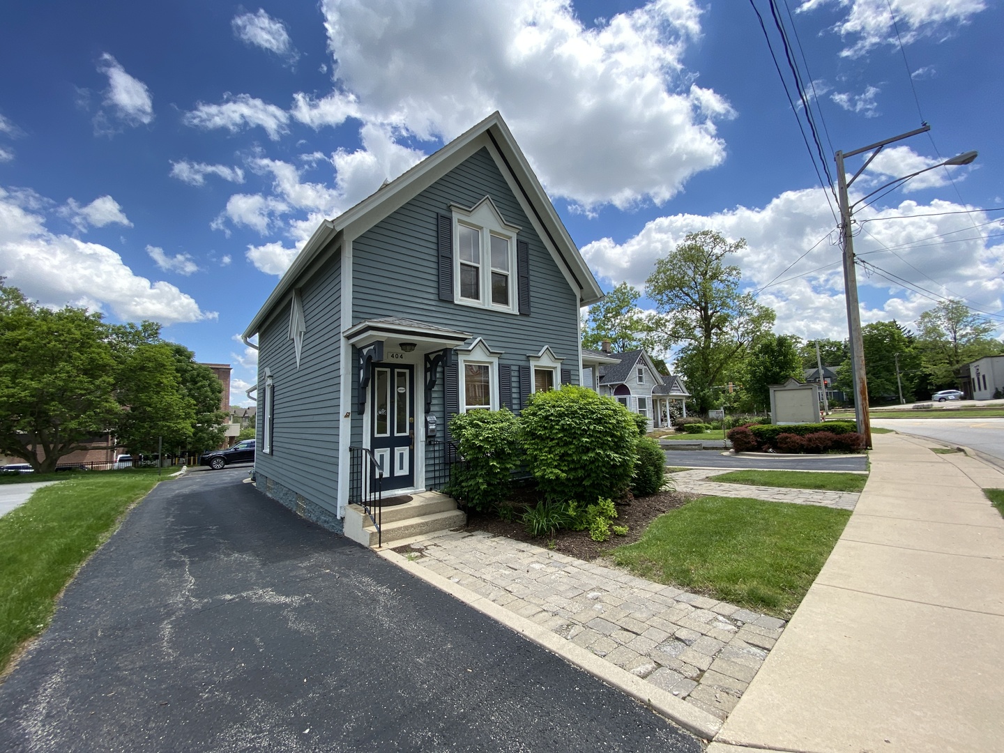 404 S 2nd Street