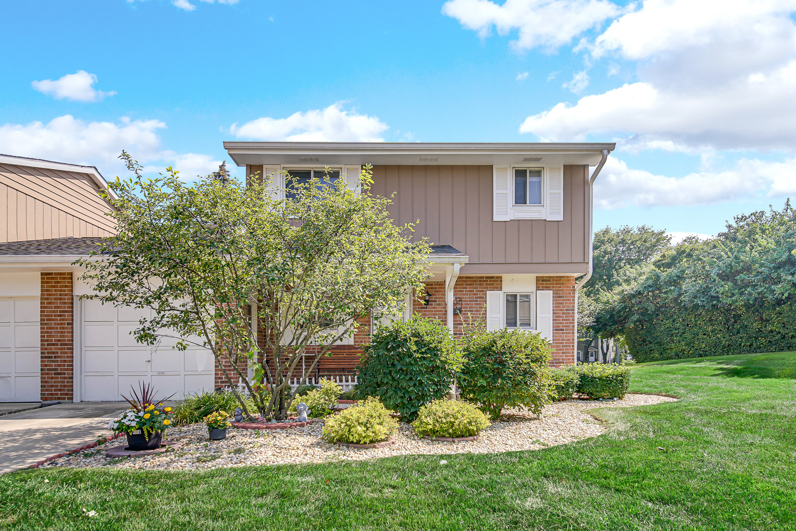 1010 Heathrow Court