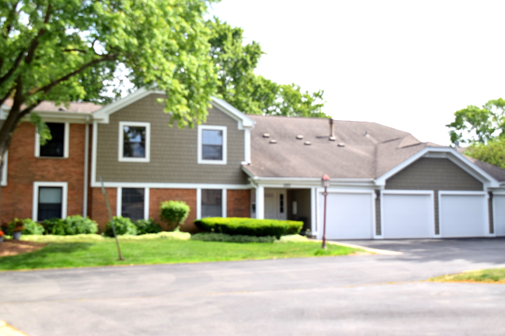 285 Mayfair Lane Unit: 2C