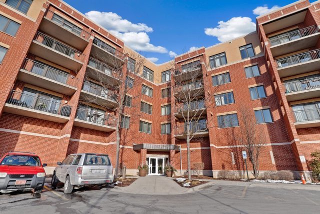225 Main Street Unit: 214