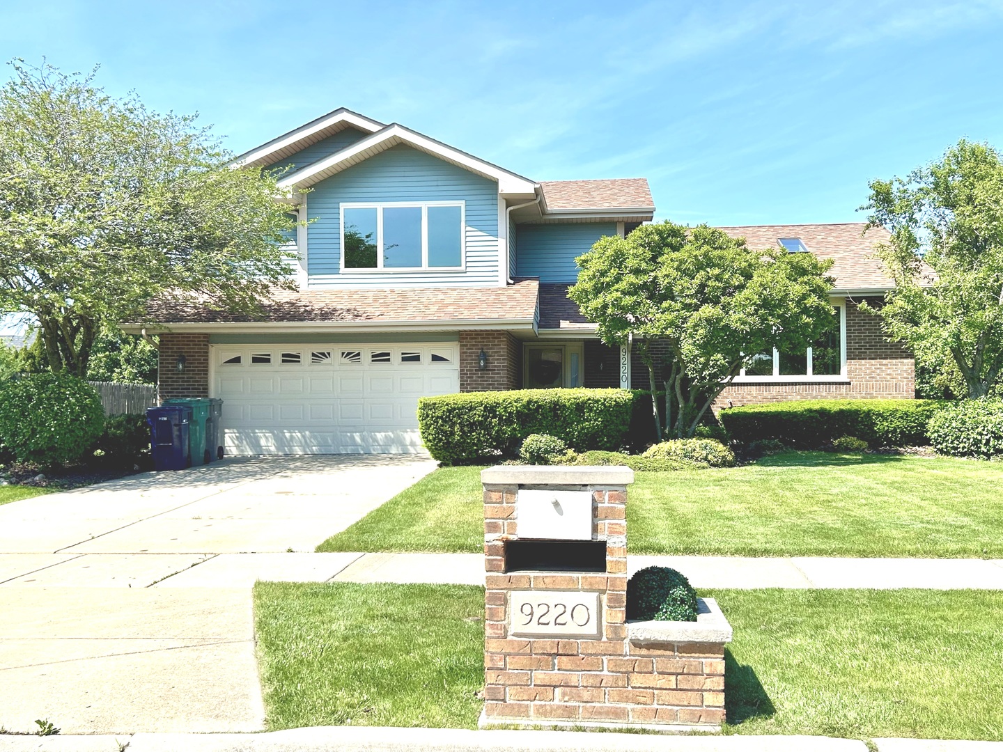 9220 Frances Lane