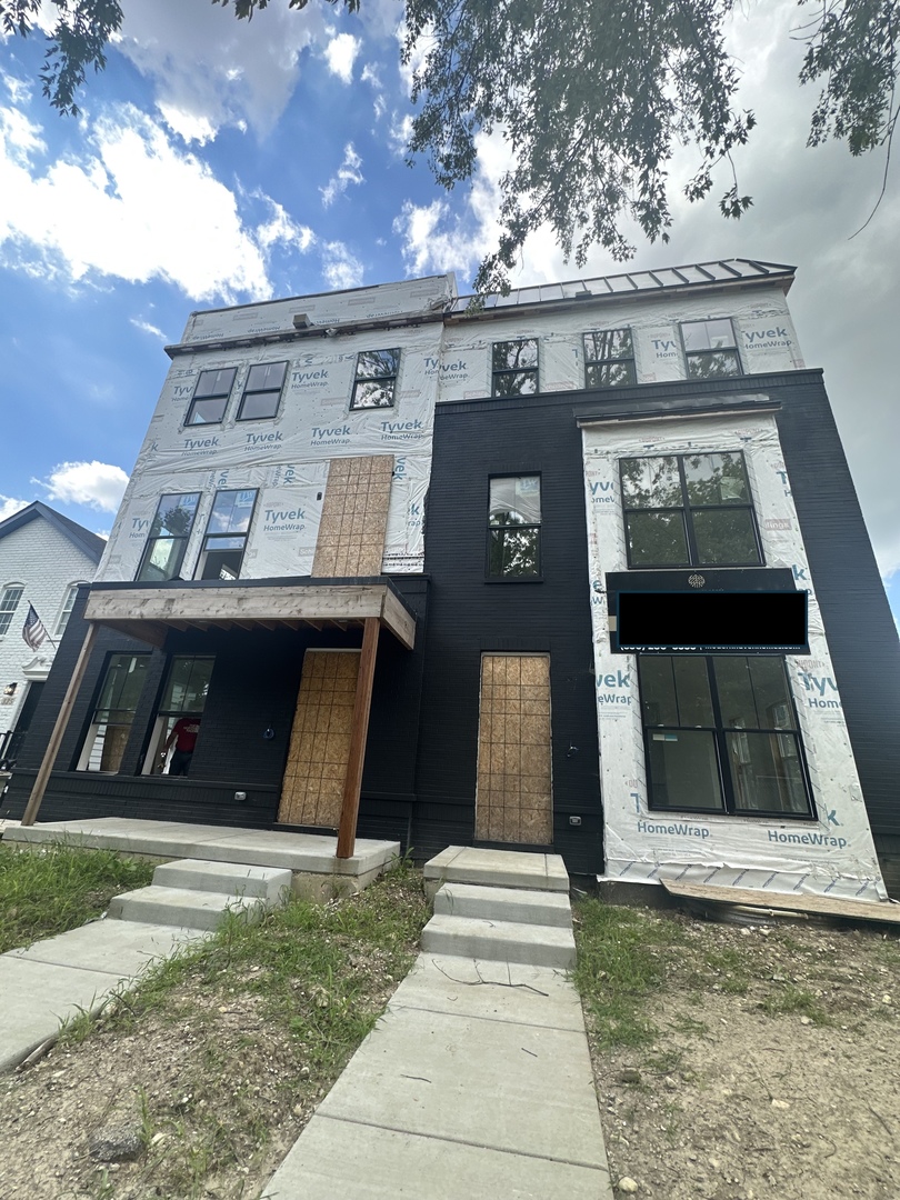 322 E 4th Avenue