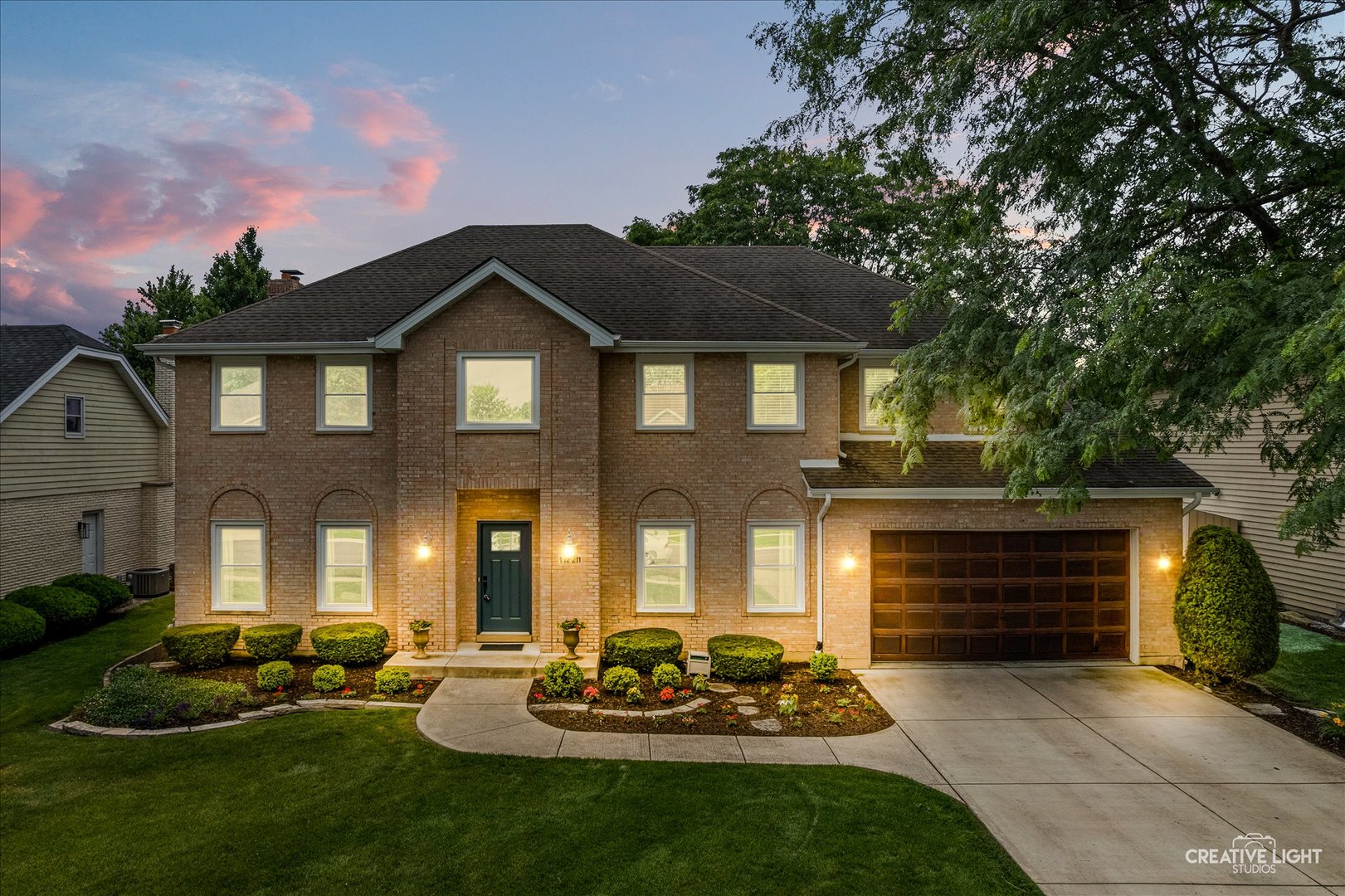 1N211 Coventry Drive