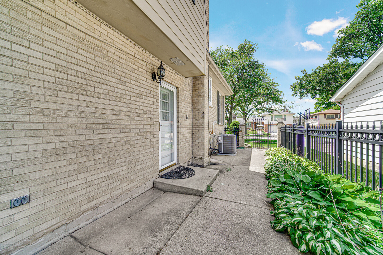 Property photo 31