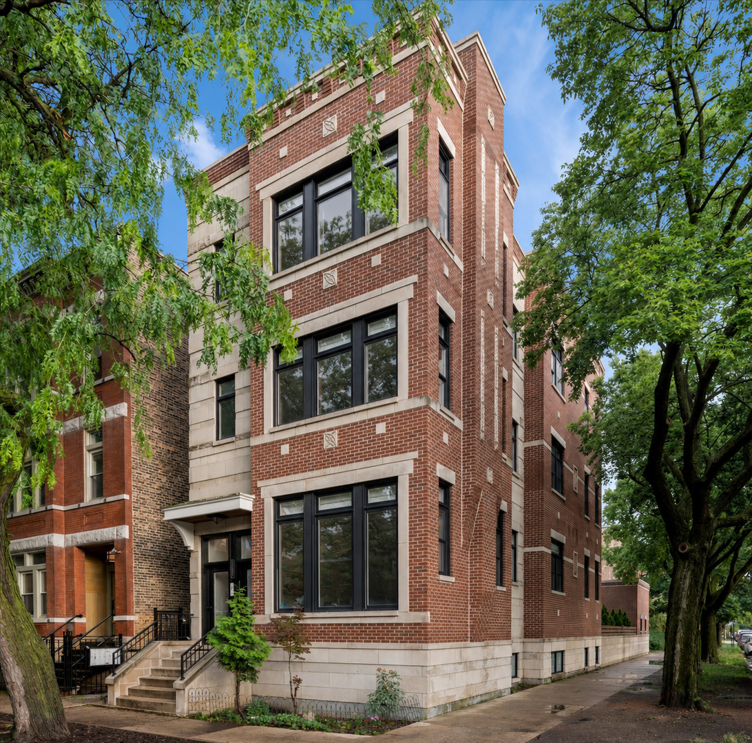 2157 W Potomac Avenue Unit: 1