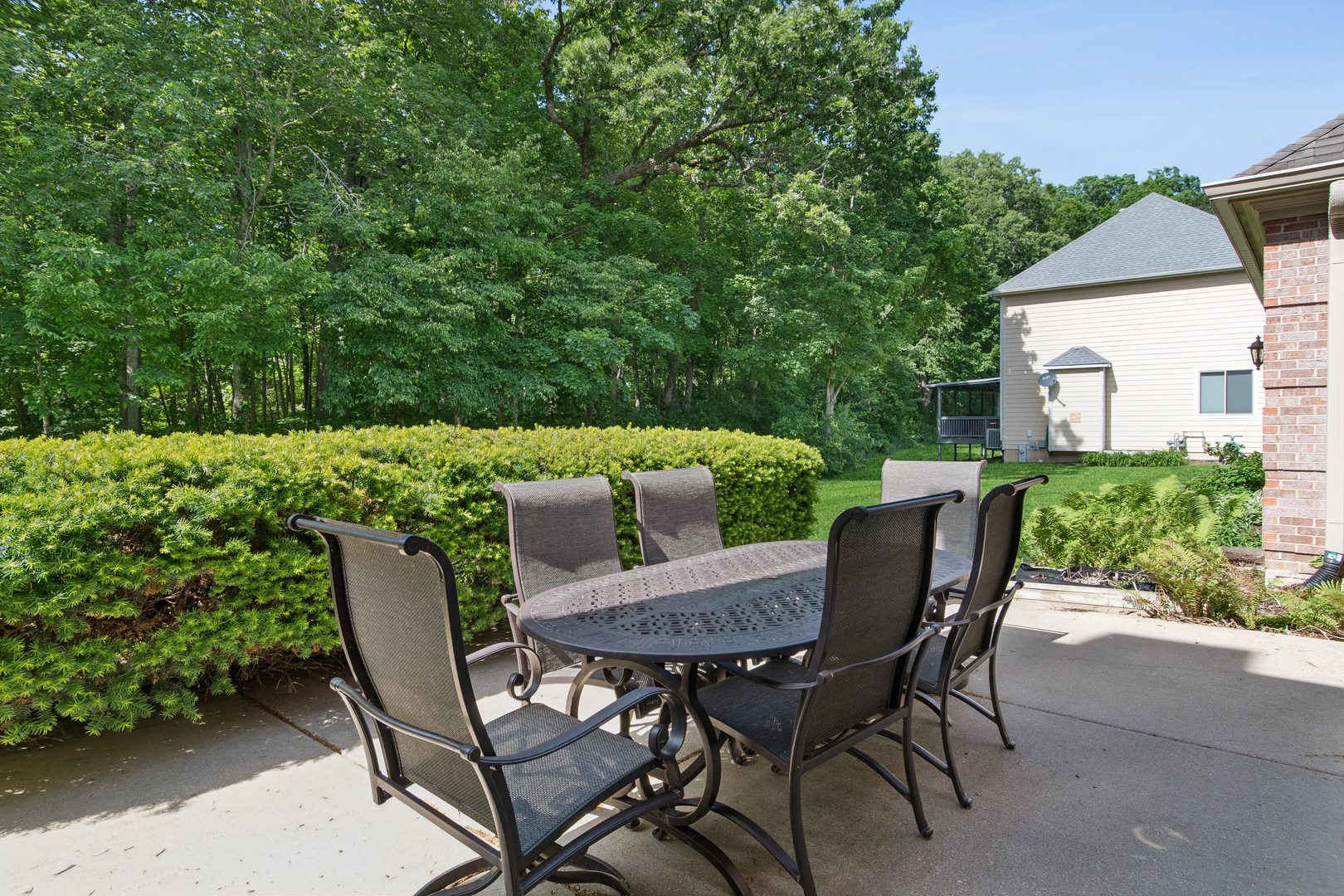 Property photo 28