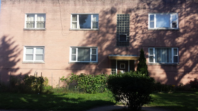 2435 W Balmoral Avenue Unit: 1N