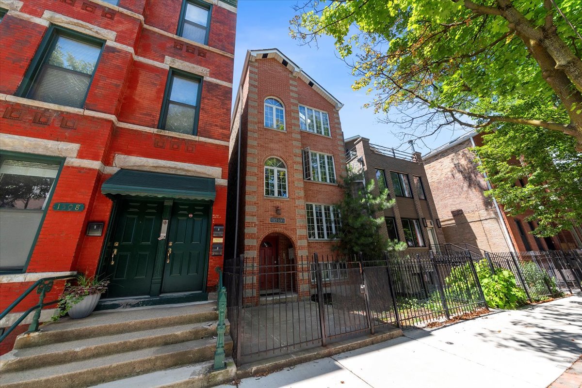 1510 N ELK GROVE Avenue Unit: 1