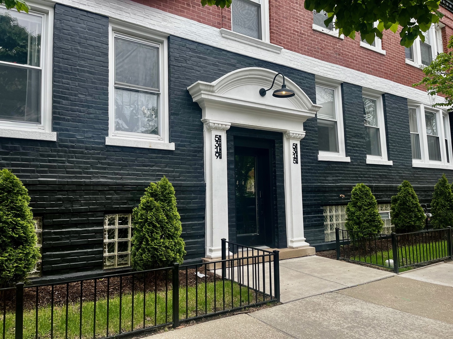 5325 N Damen Avenue Unit: 1