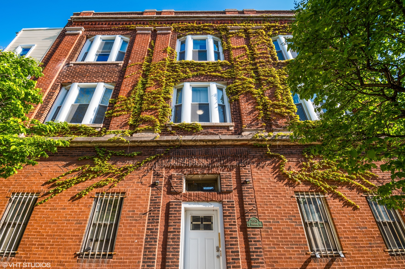 2048 W Evergreen Avenue Unit: 1