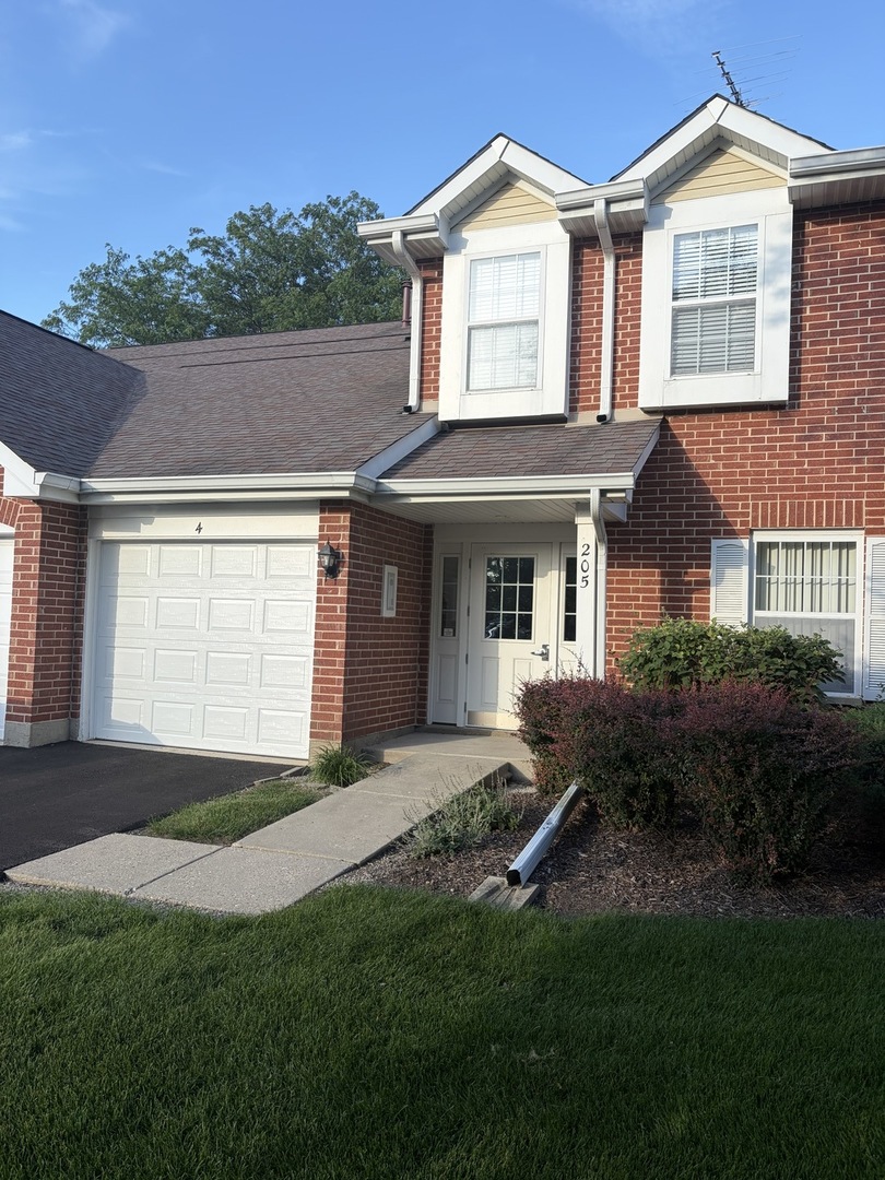 205 ASHBURY Lane E Unit: E3