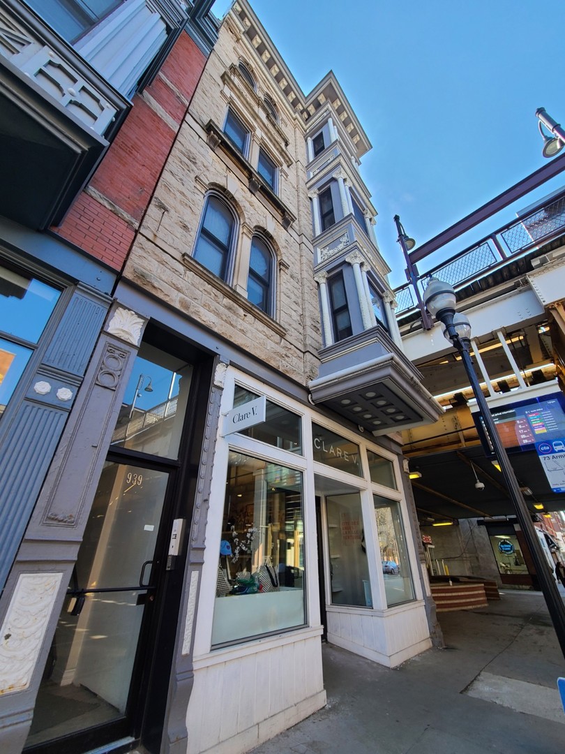 939 W Armitage Avenue Unit: B