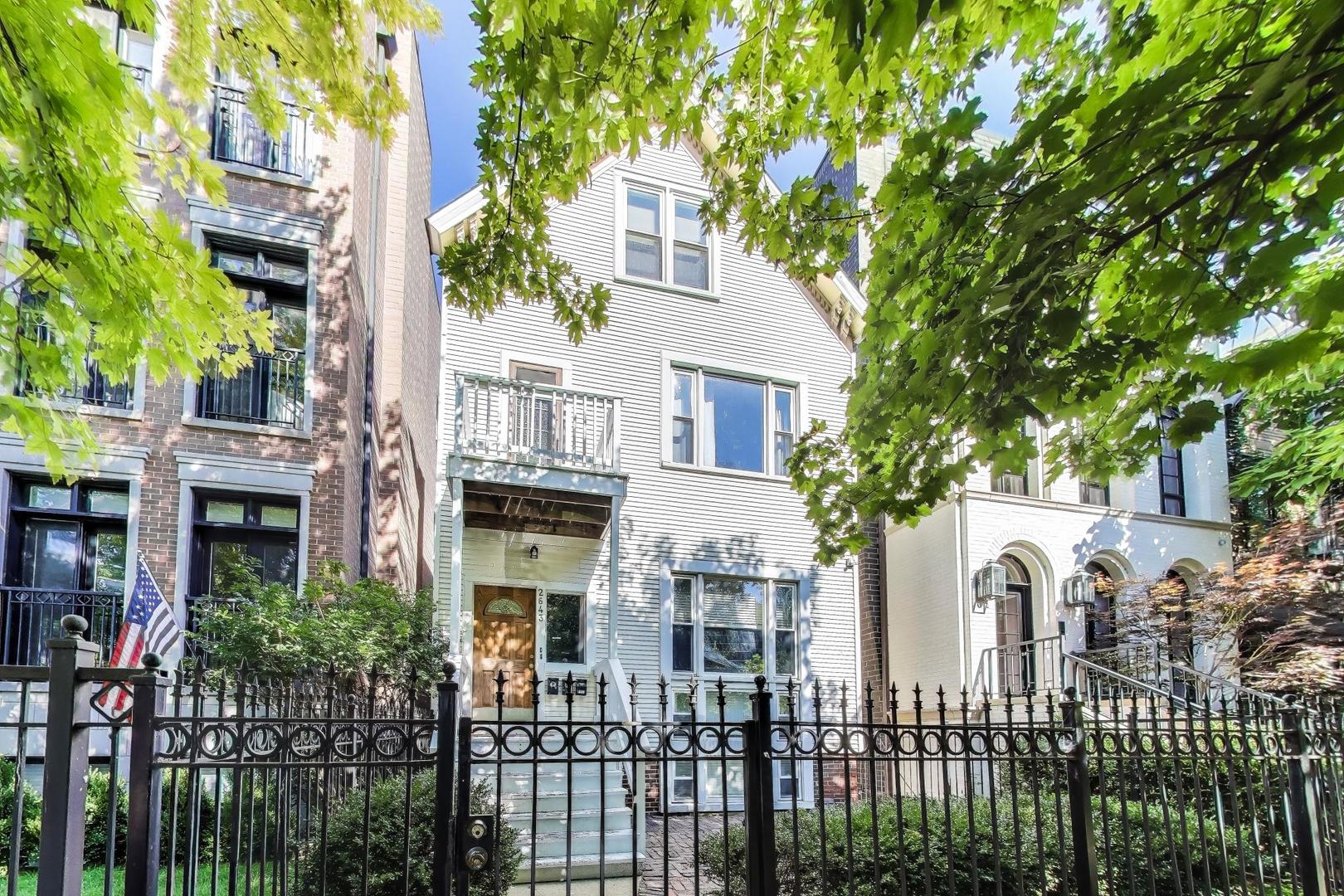2643 N MILDRED Avenue Unit: 2