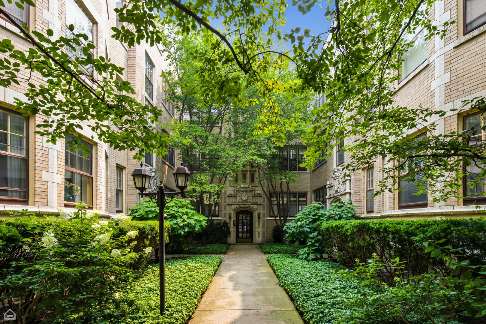 811 Judson Avenue Unit: 2S