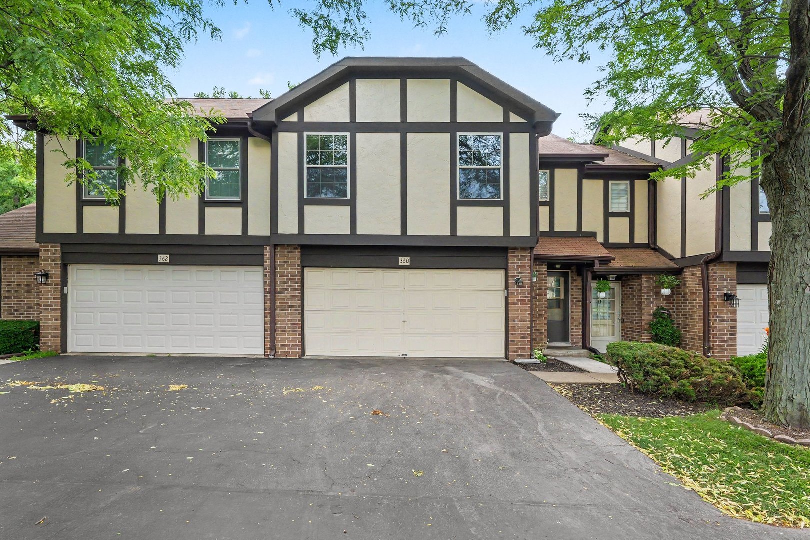 360 Golfview Court Unit: 360