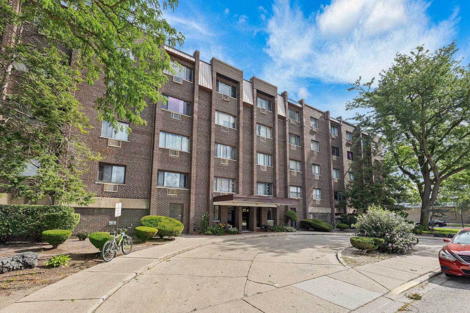 8444 W Wilson Avenue W Unit: 208-S