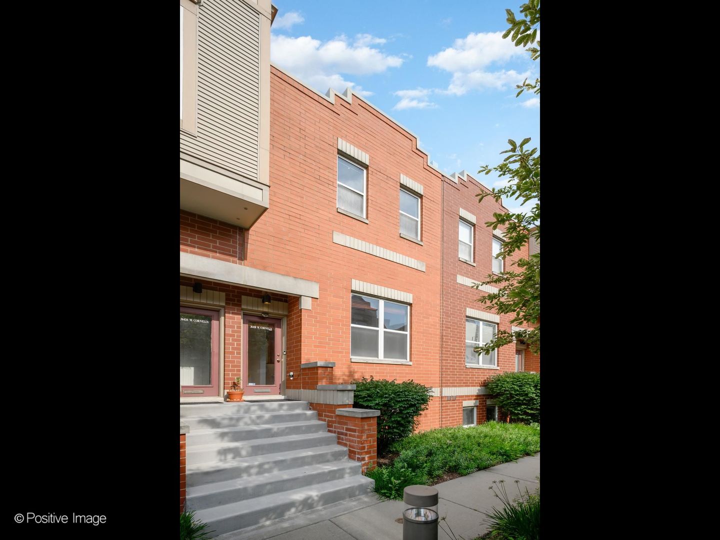 3643 W CORNELIA Avenue Unit: B