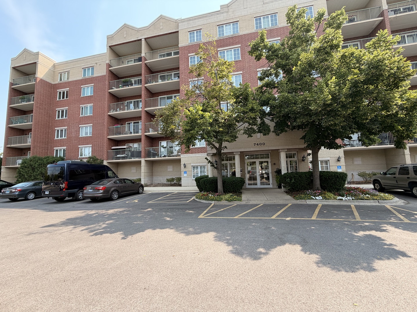 7400 Lincoln Avenue Unit: 603