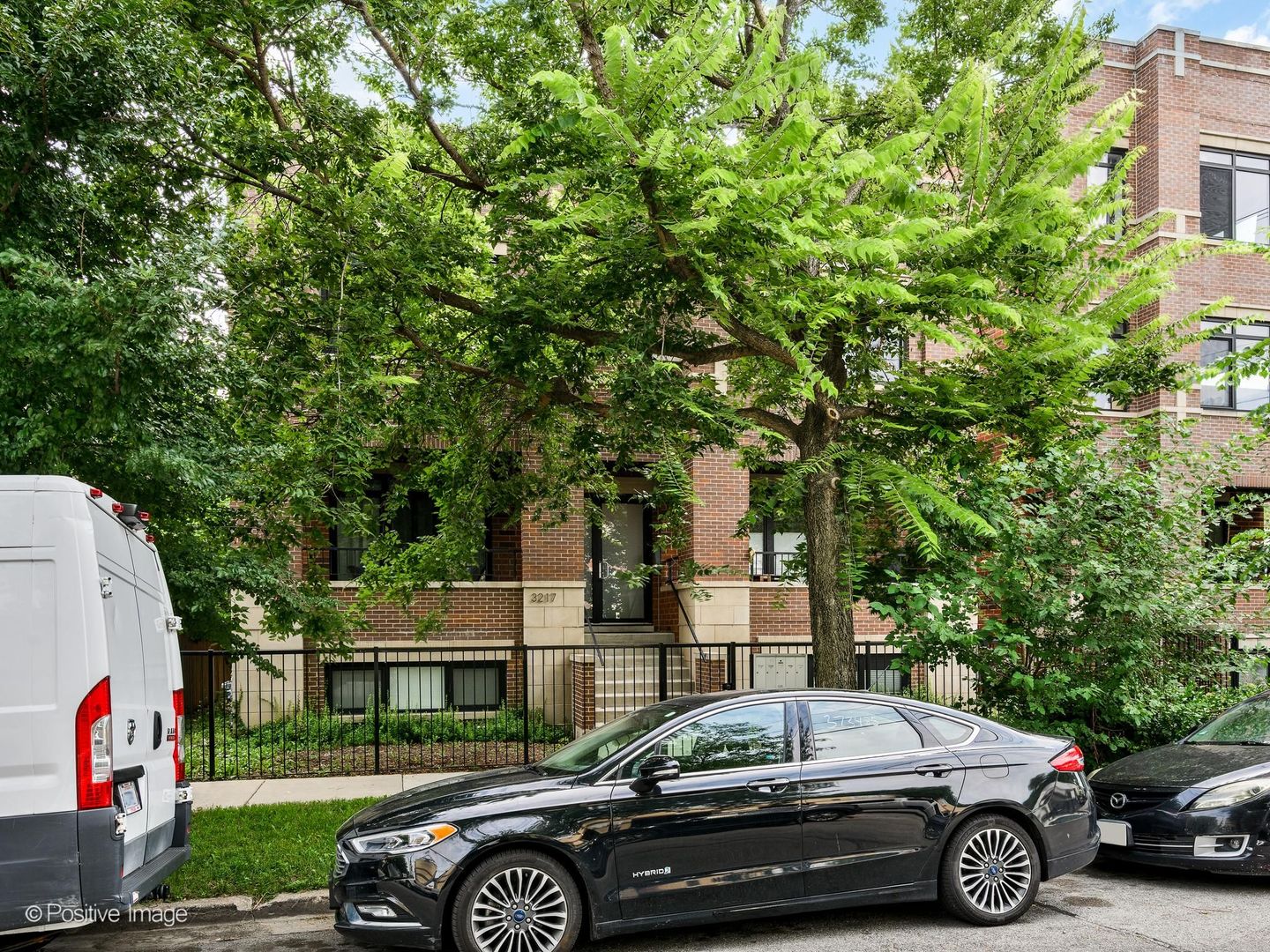 3217 N Troy Street Unit: 2S