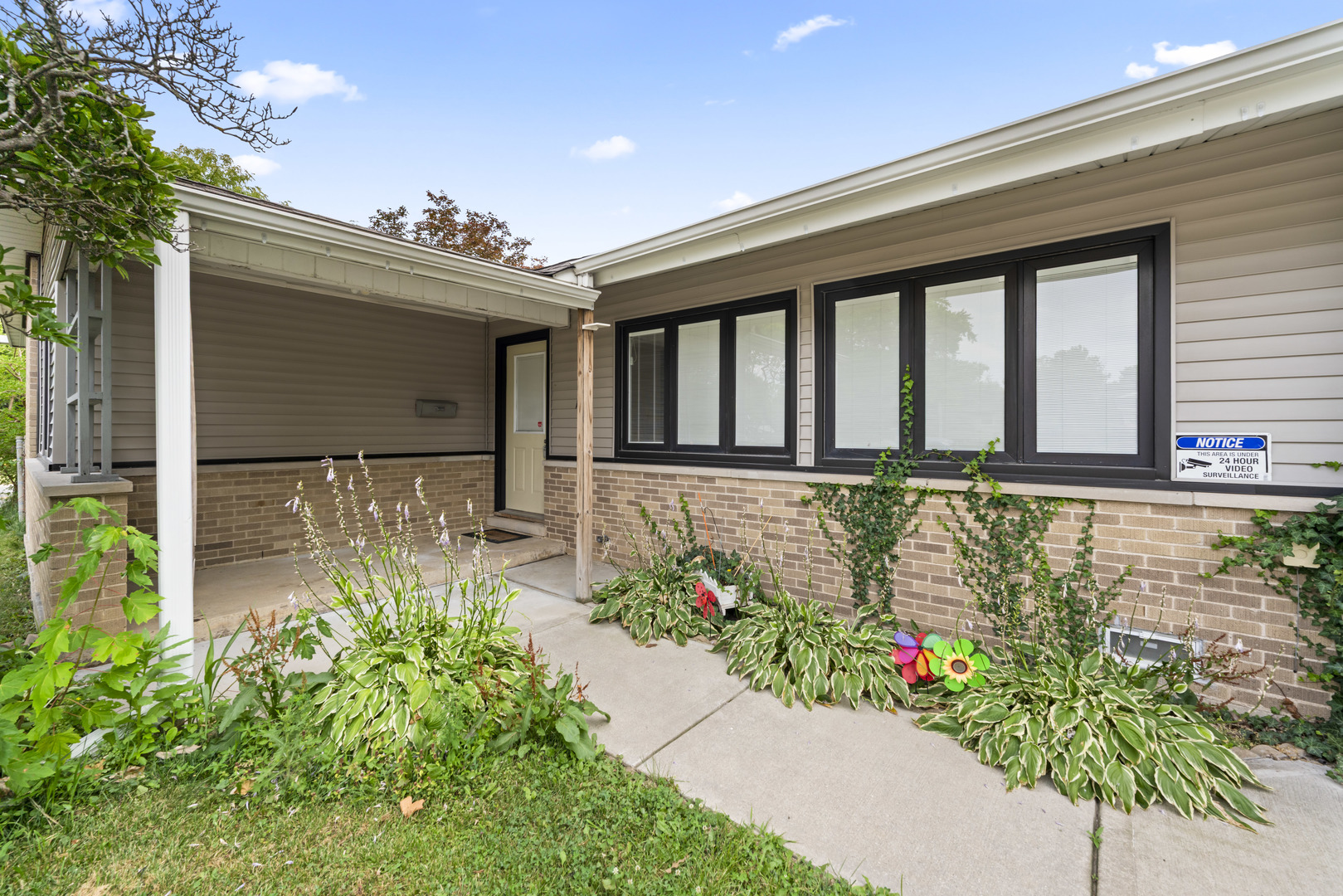 109 Landmeier Road