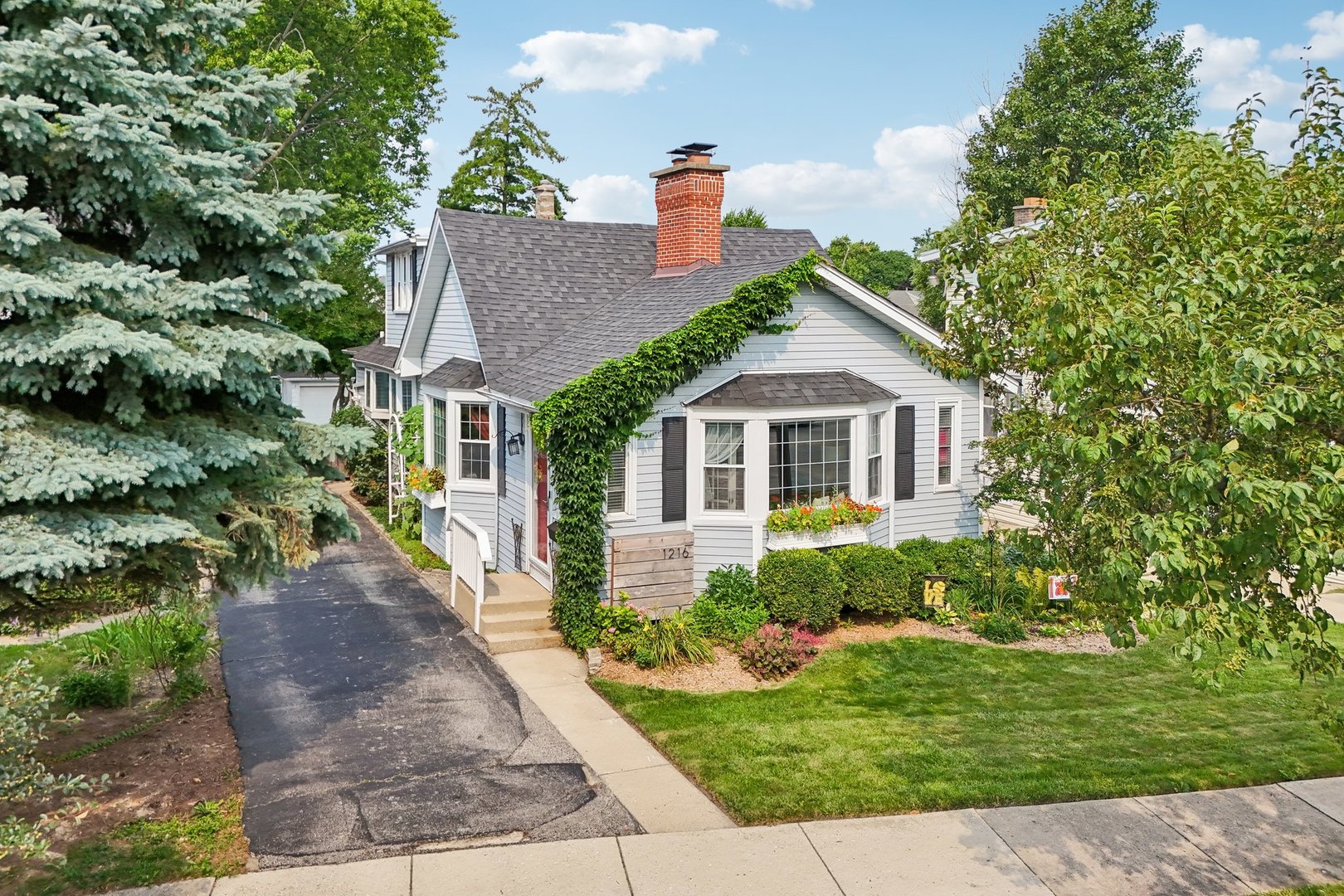 1216 Canfield Road