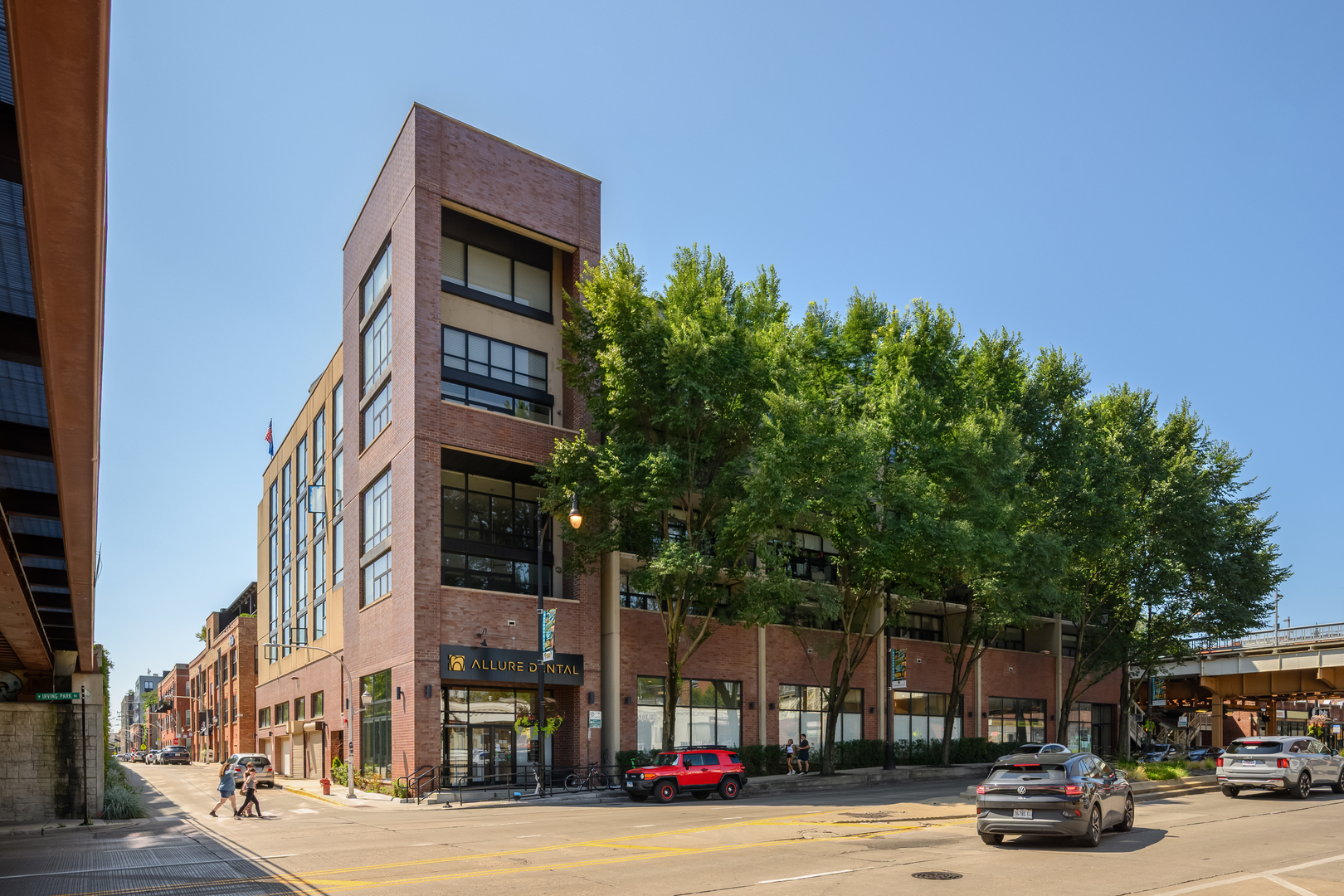 3946 N Ravenswood Avenue Unit: 607