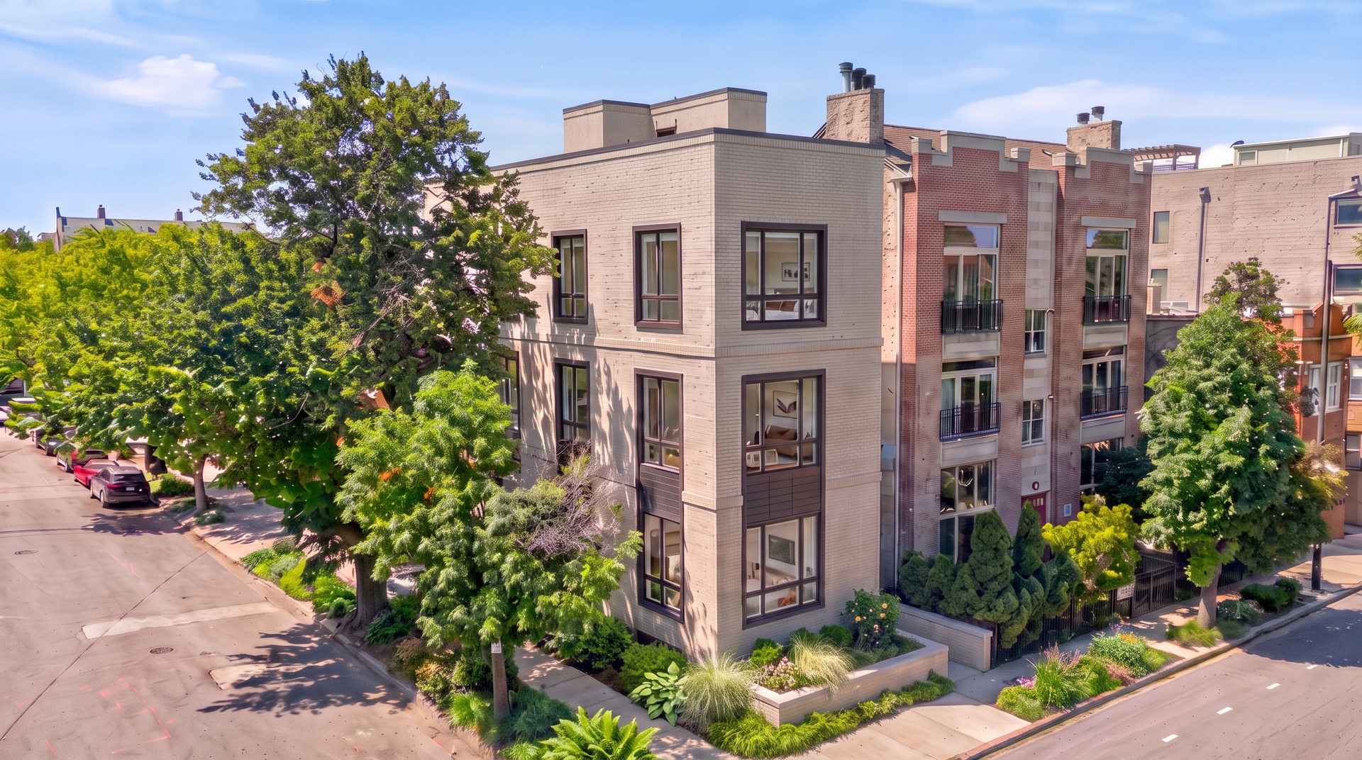1803 W Armitage Avenue Unit: 2