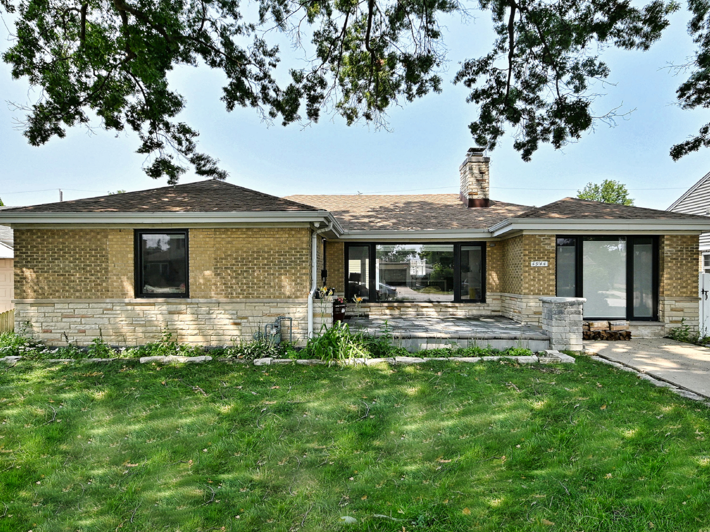4944 Jarvis Avenue