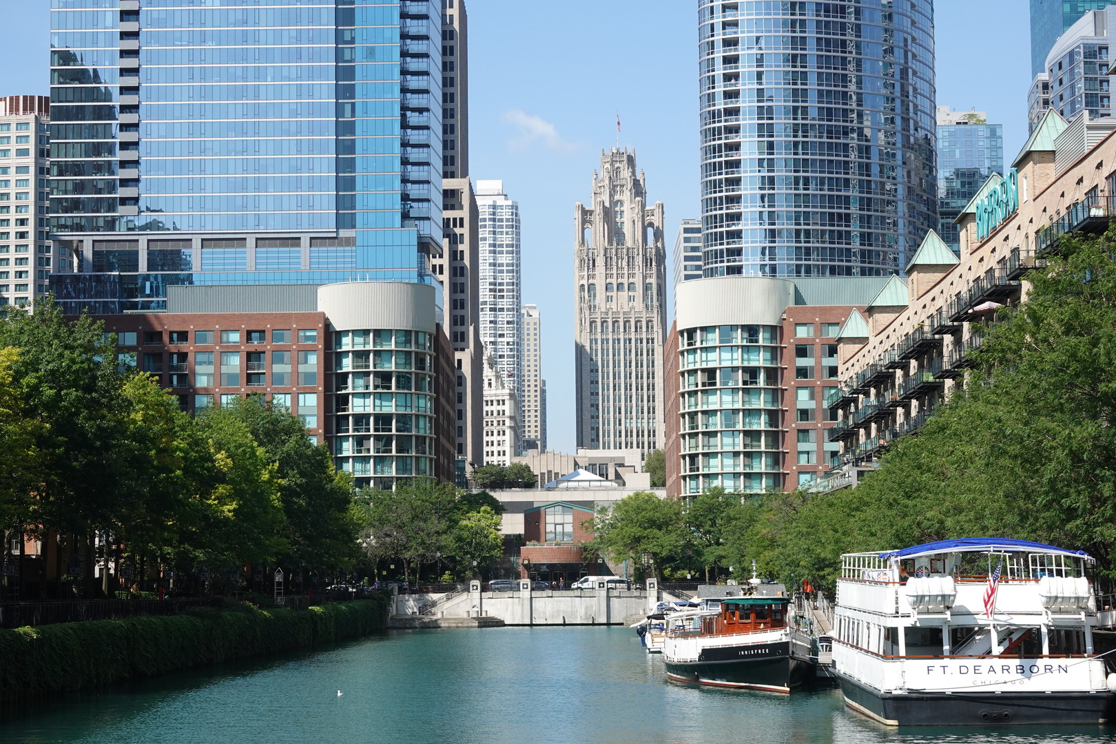 440 N MCCLURG Court Unit: 101