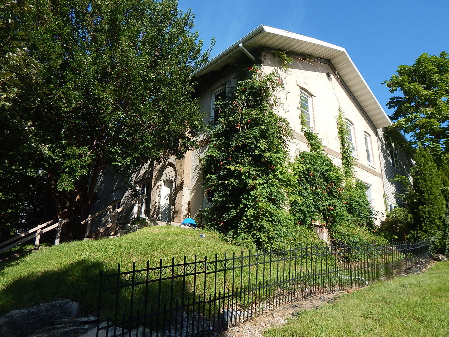 Property photo 2