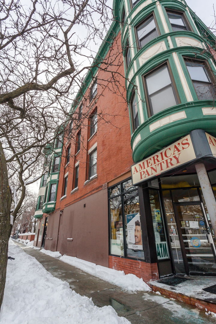 703 W Willow Street Unit: 1A