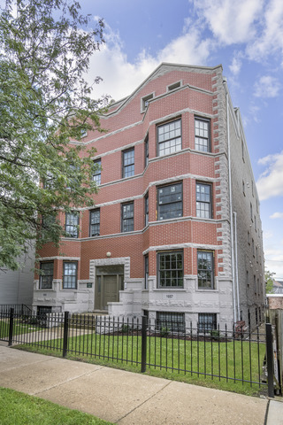 1657 W Wrightwood Avenue Unit: 1W