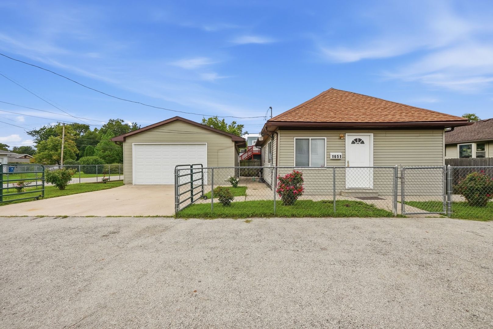 Property photo 1
