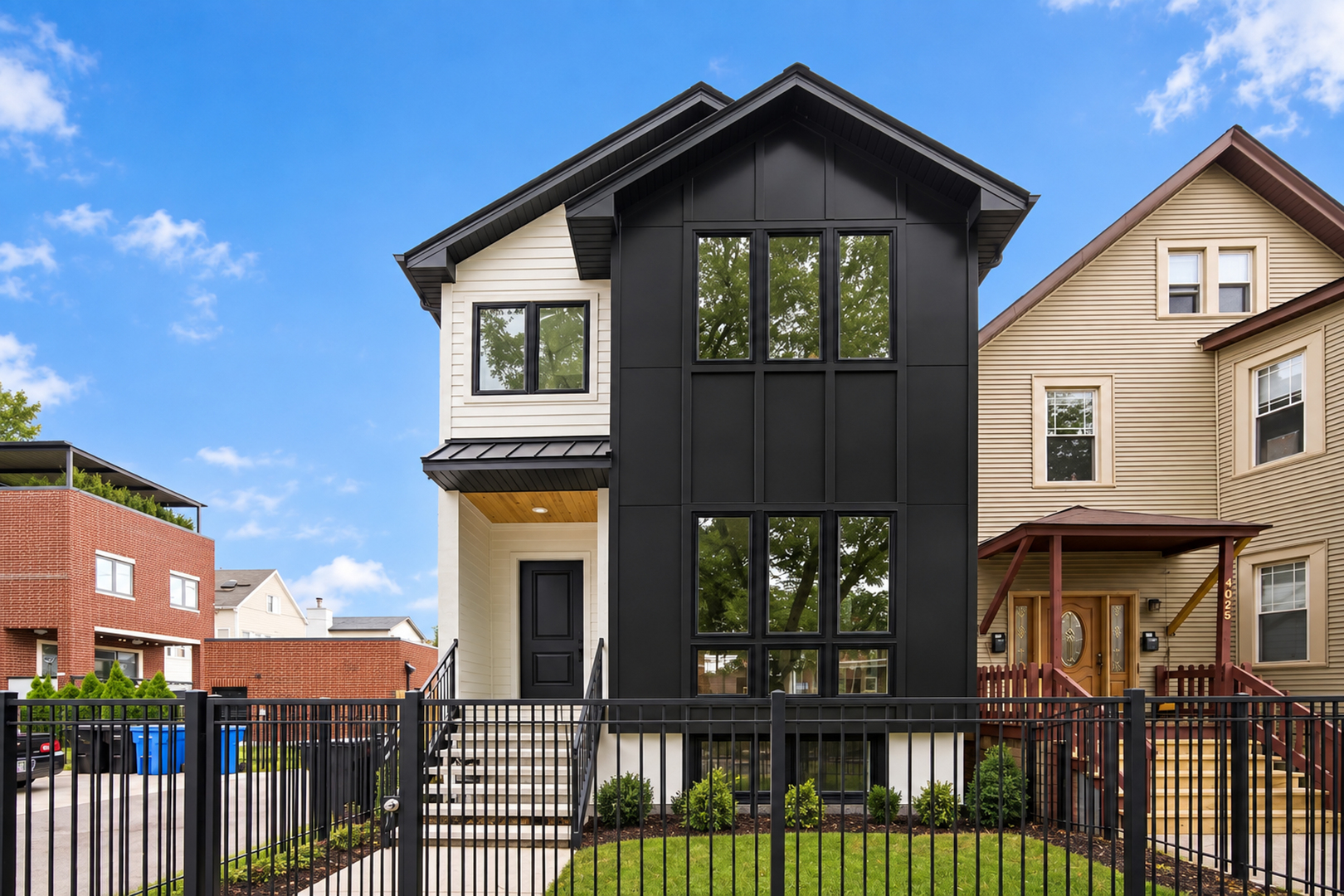 1914 N Rockwell Street