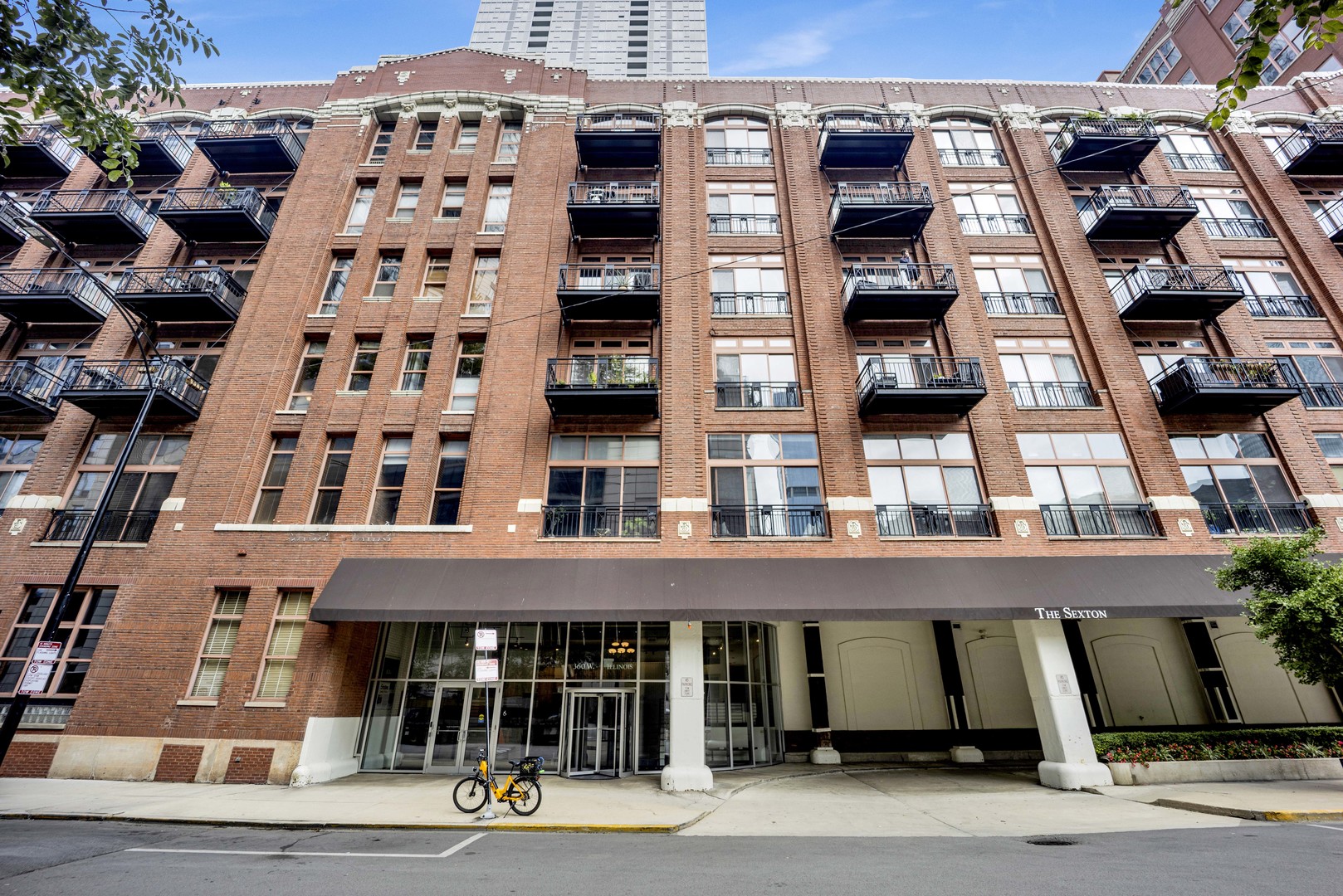 360 W Illinois Street Unit 7d