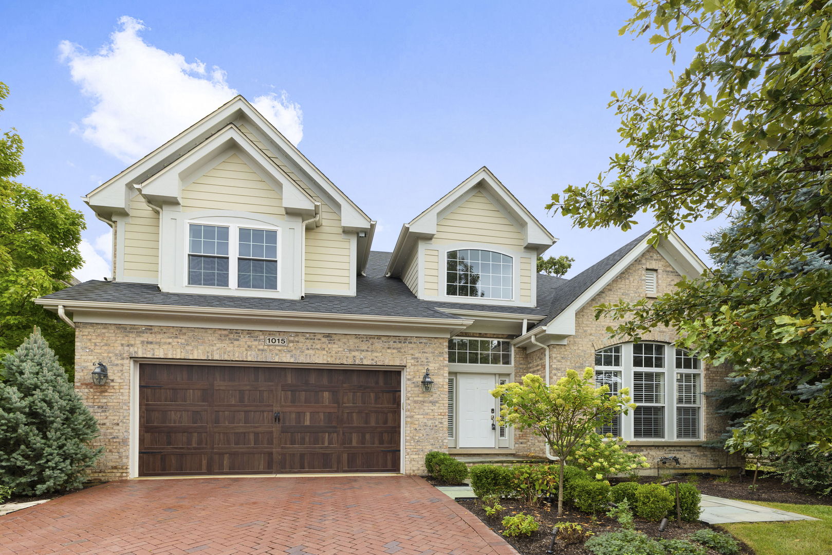 1015 White Pine Lane