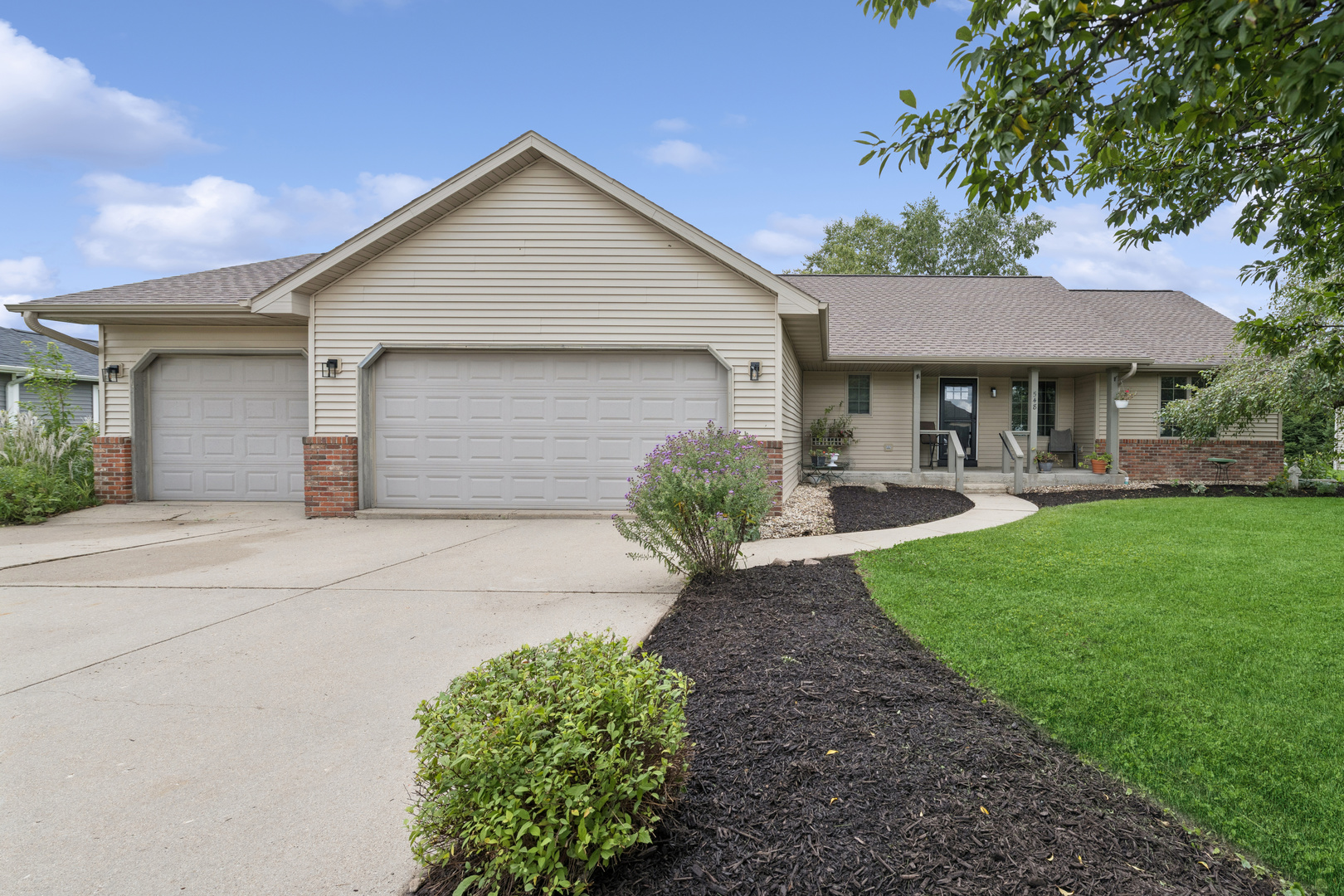 548 Winter Drive