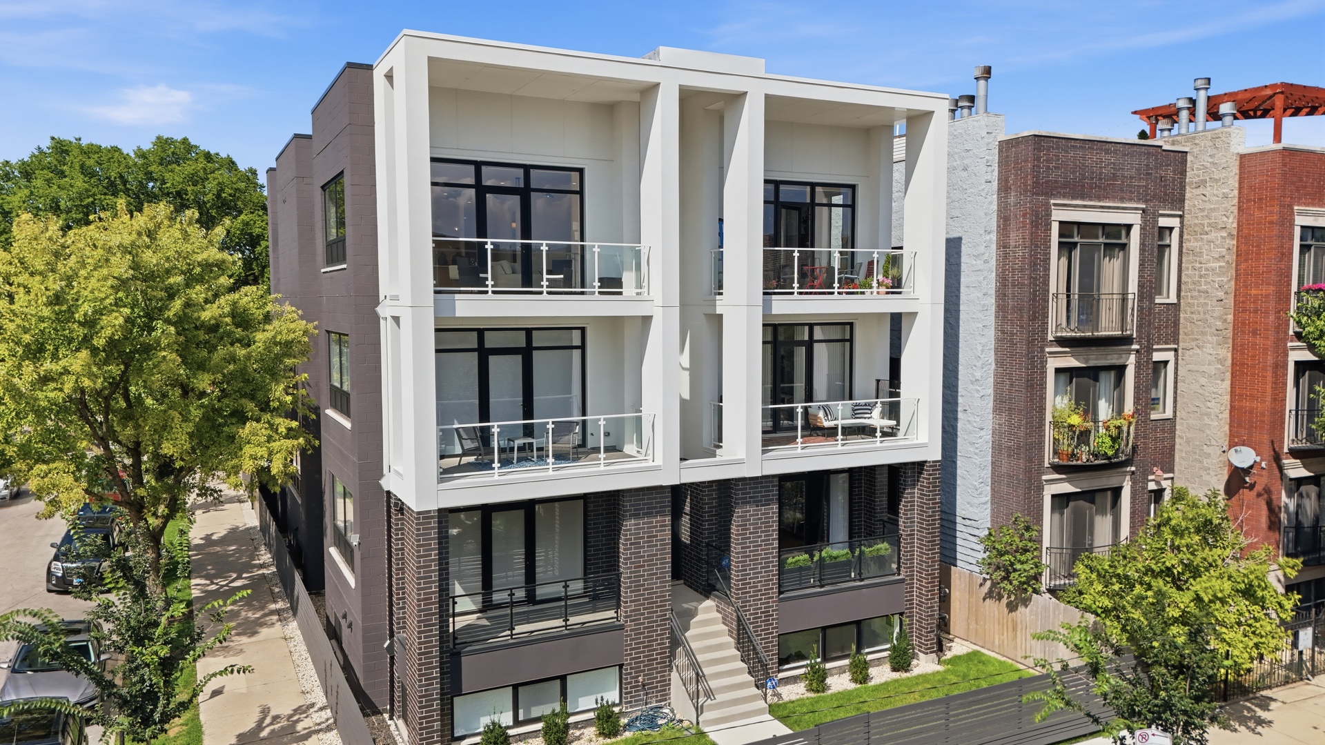 2456 W Cortez Street Unit 3w