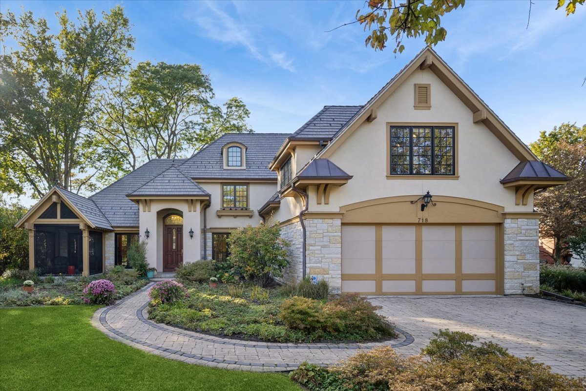 718 Woodmere Lane